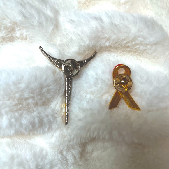 Steven Lavaggi designer American angel apparel pin & patriotic ribbon pin❣️ - Picture 4 of 6